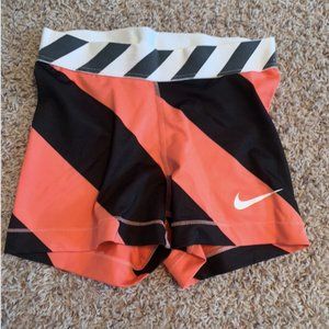 Women's Nike Pro Dri-Fit Short Size XS